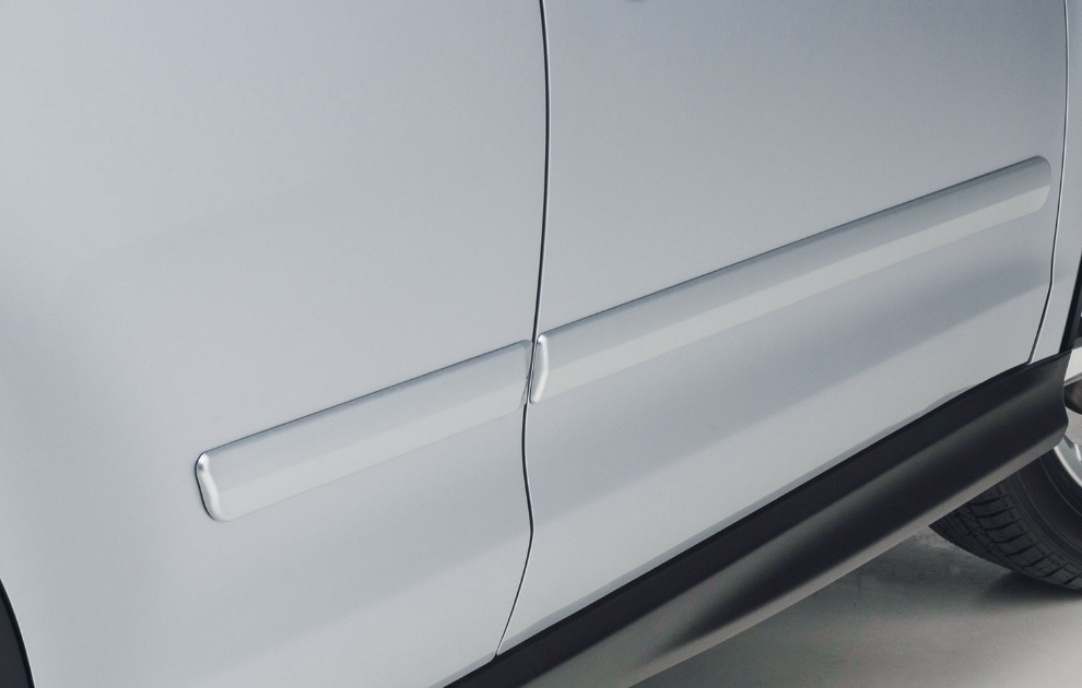 Mitsubishi Side Protection Mouldings - Granite Brown, C06