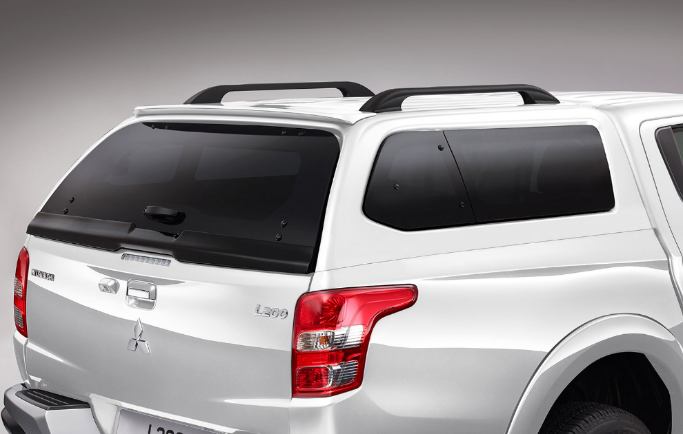 Mitsubishi L200 Gst Plus Hardtop - Polar White (W32)