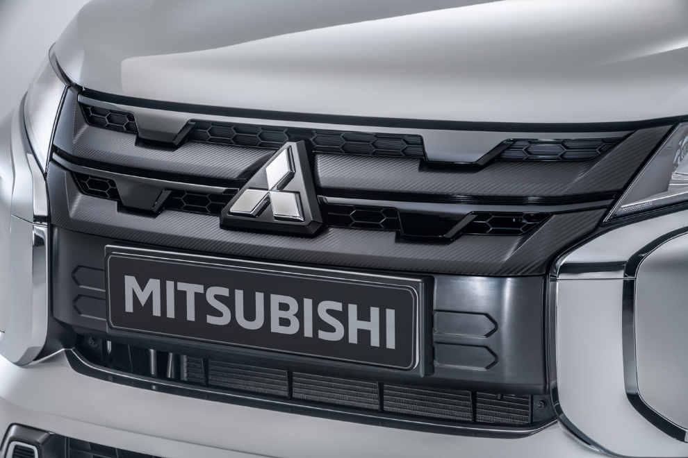 Mitsubishi Front Grille Carbon Design Mitsubishi Exterior Styling mitsubishi-front-grille-carbon-design-mitsubishi-exterior-styling