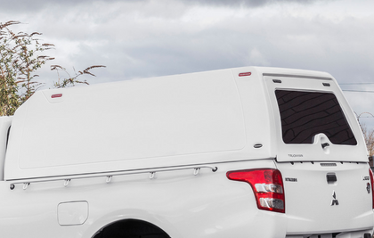 Mitsubishi L200 Classic Hardtop, Glazed Bulkhead & Tailgate - White Gel Coat