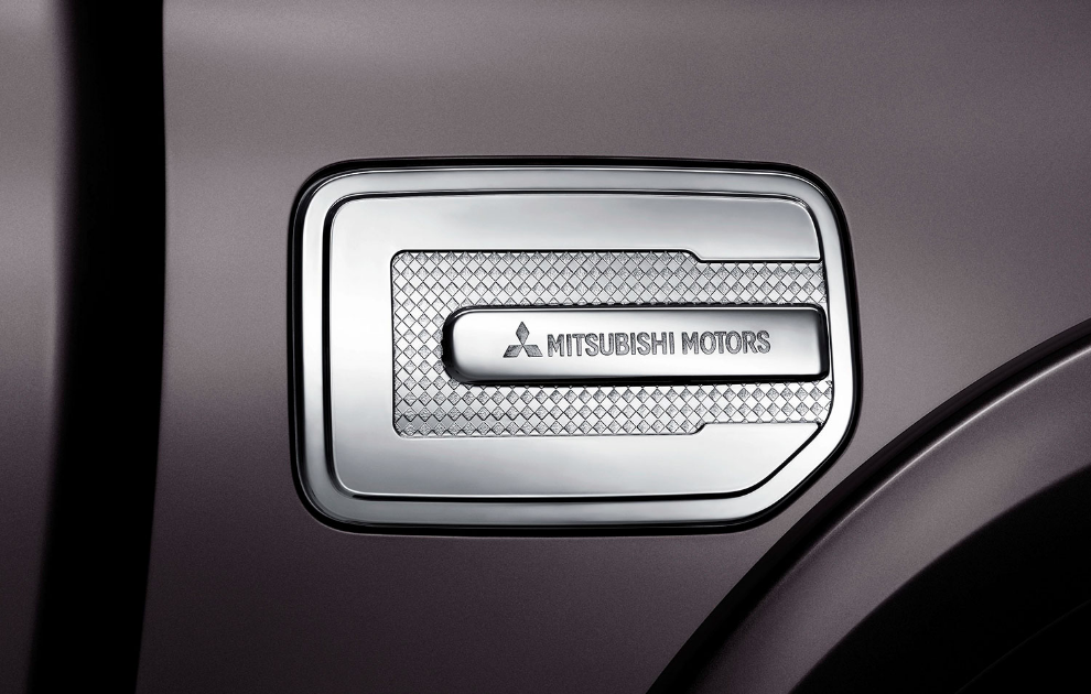Mitsubishi Fuel Lid Garnish