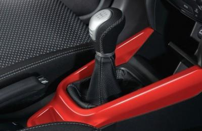 Suzuki Vitara Centre Console Coloured Trim - Red