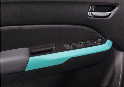Suzuki Vitara Interior Door Trim Set - Turquoise
