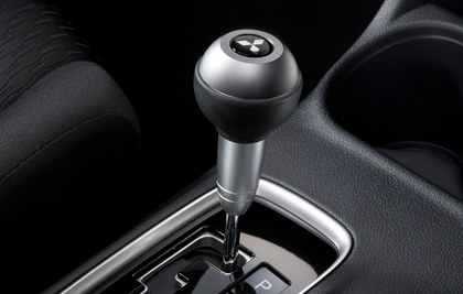 Mitsubishi Gearshift Knob A/T