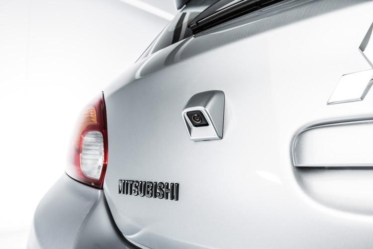 Mitsubishi Rear View Camera (For Mgn)