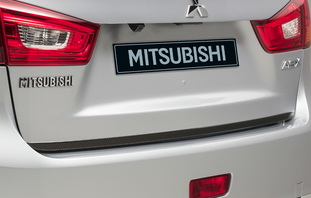 Mitsubishi Tailgate Garnish, Carbon