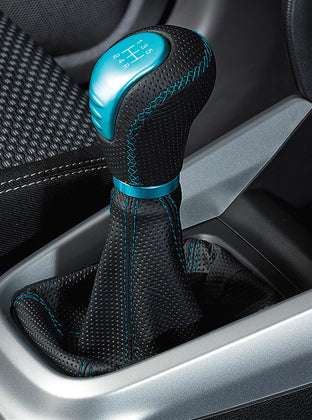Suzuki Vitara Leather Gear Knob - Black/Turquoise