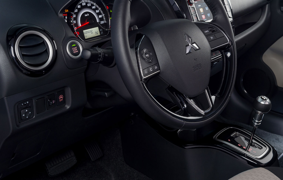 Mitsubishi Interior Decoration Kit, Piano Black Cvt