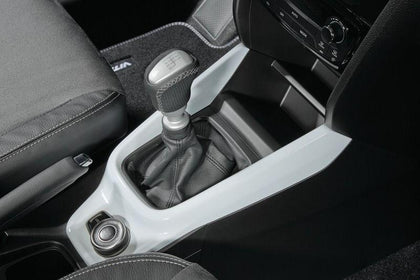 Suzuki Vitara Centre Console Coloured Trim - 4WD